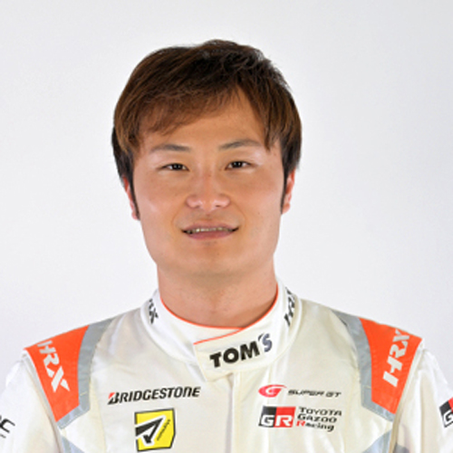 山下　健太